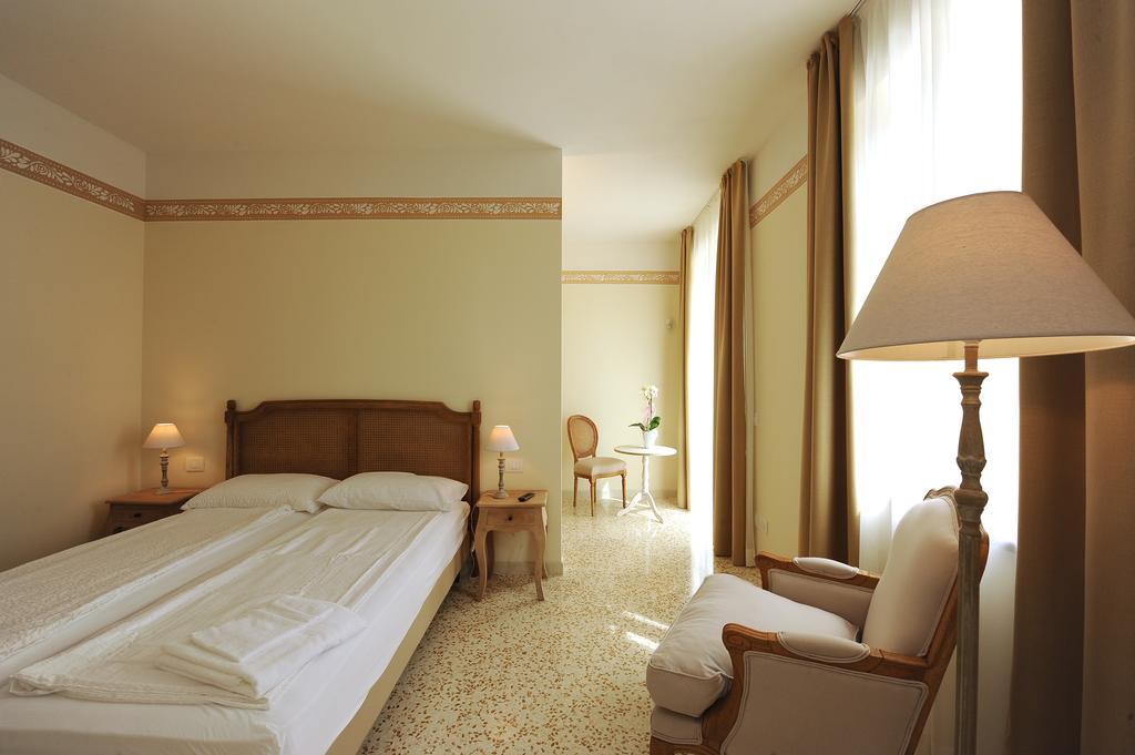 La Villa Degli Orti Borgo Valsugana Habitación foto